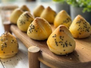 خبز محشي بالبطاطا والجبن
