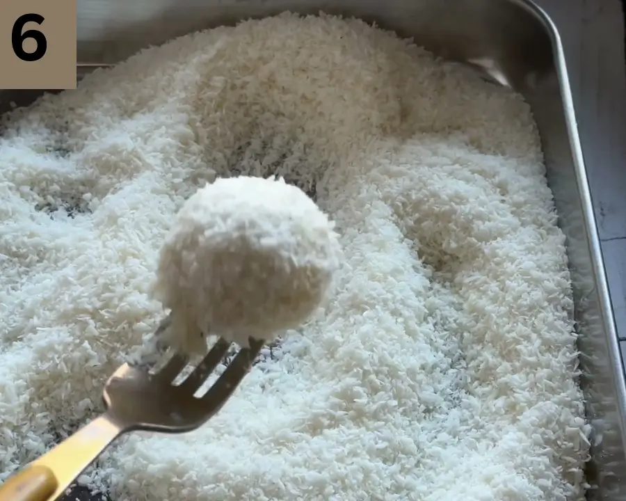 تغطية كوكيز بجوز الهند 